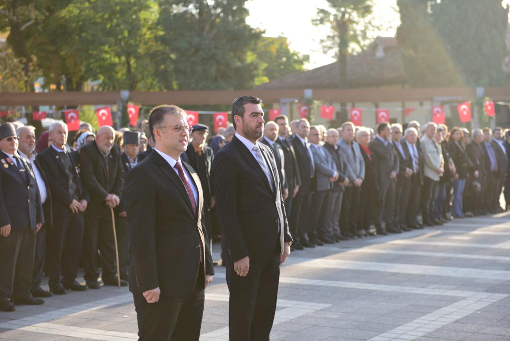 CUMHURİYETİMİZİN KURUCUSU BÜYÜK ÖNDER GAZİ MUSTAFA KEMAL ATATÜRK'ÜN ARAMIZDAN AYRILIŞININ 85. YIL DÖNÜMÜ MÜNASEBETİYLE ANMA PROGRAMI GERÇEKLEŞTİRİLDİ