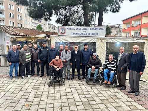 İLÇE KAYMAKAMIMIZ RECEP ÖZTÜRK'TEN ENGELLİLER DERNEĞİNE ZİYARET