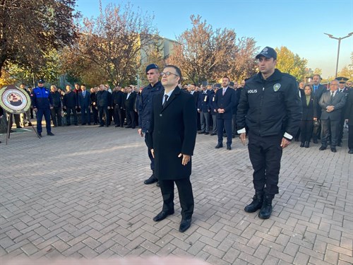 İLÇEMİZDE 10 KASIM ATATÜRK’Ü ANMA TÖRENLERİ DÜZENLENDİ